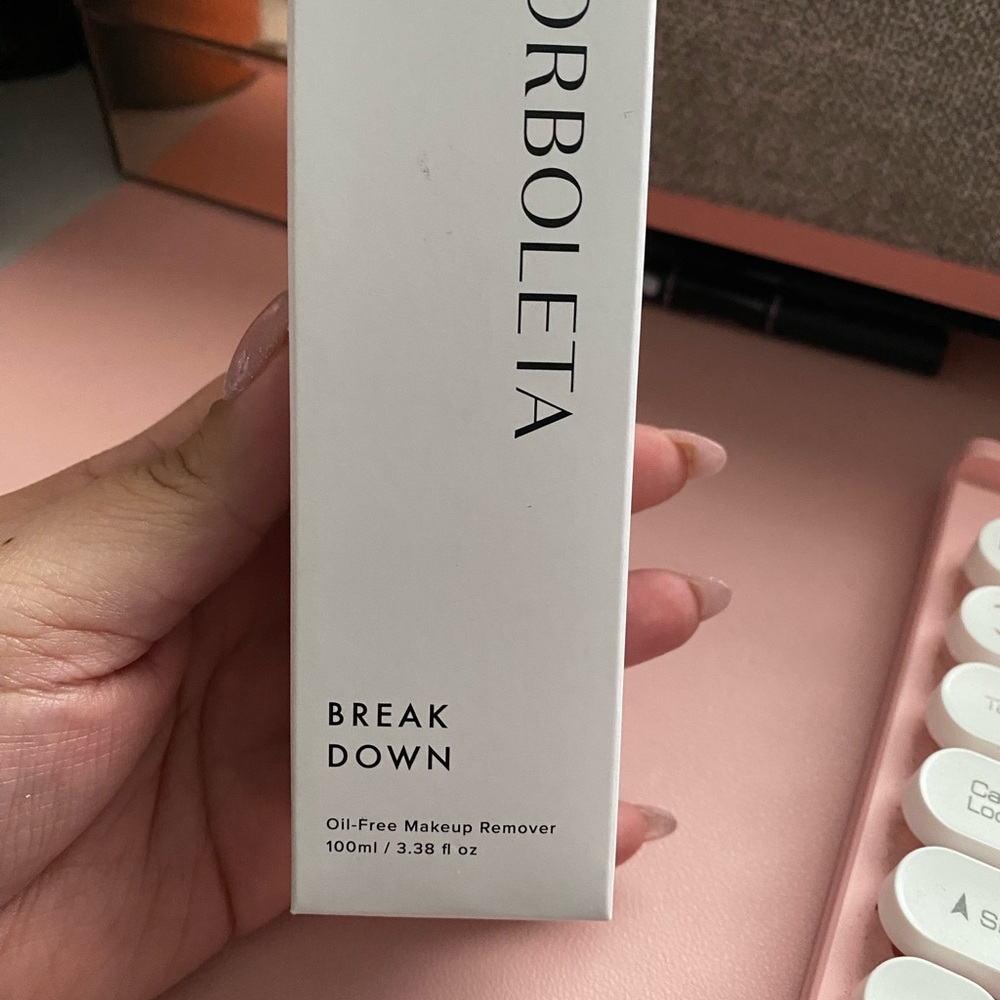 Borboleta Oil-Free Makeup Remover